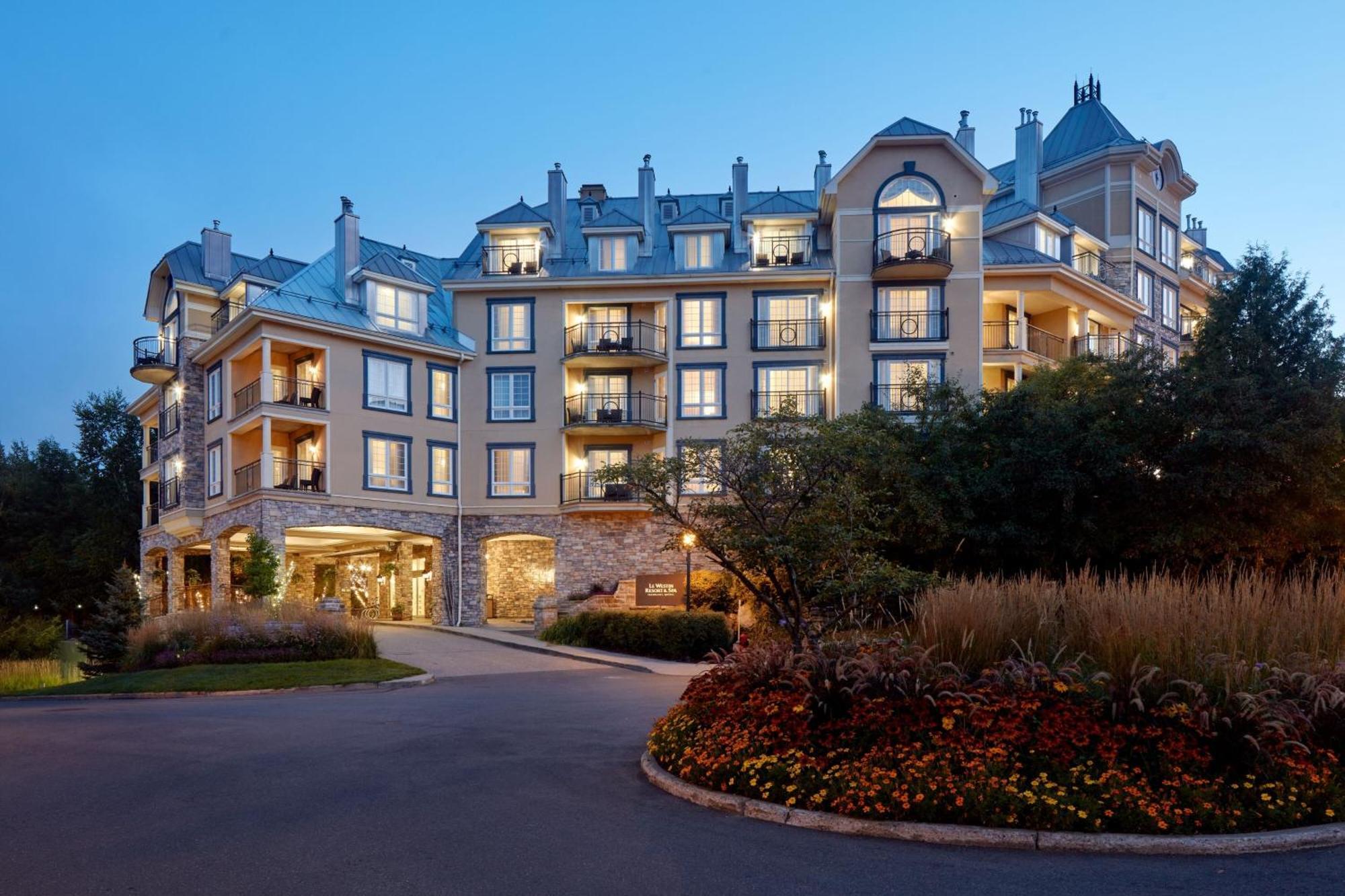 Le Westin Tremblant Hotell Mont-Tremblant Exteriör bild